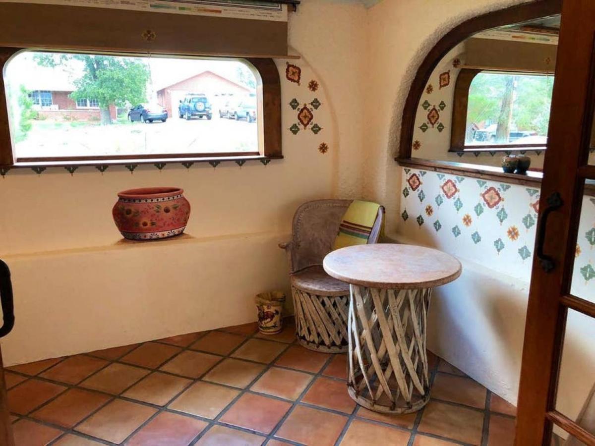 El Viejo Adobe - Across from Sul Ross campus Alpine Exterior foto